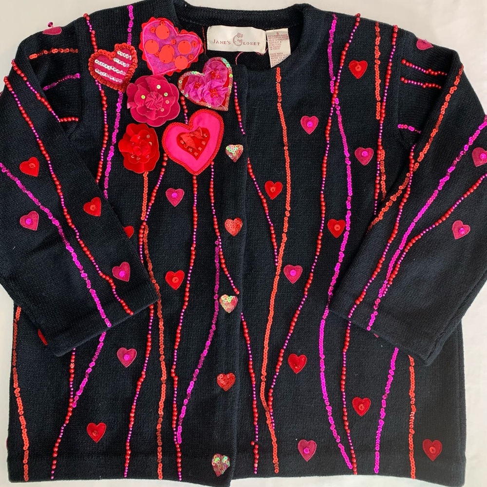 Jane’s Closet hearts Valentine sweater…..